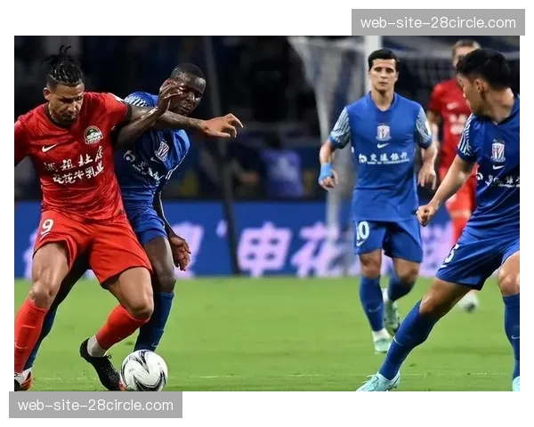 韦世豪点球破门稳定军心 边路爆点战术价值持续凸显